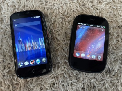 Jelly 2 vs HP Veer.jpg (312.45 КБ) Просмотров: 18499 Jelly 2 vs HP Veer.jpg