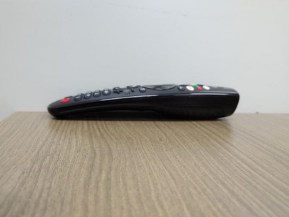LG Magic Remote 2020 MR20GA 04.jpg