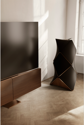 bang-and-olufsen-88-inch-tv-beovision-harmony-8k-oled-49000-usd-4.png