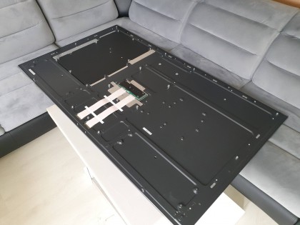 LG OLED GX disassemble 02.jpg