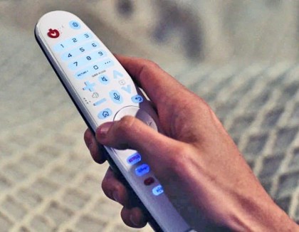 lazernyj-ukf-proektor-lg-cinebeam-hu715qw-4k-uhd-ust-magic-remote.jpg