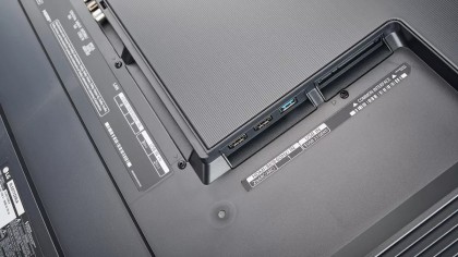 LG OLED77Z2 USB 3.1  Gen 1 Port.jpg