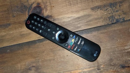 LG 65QNED866QA pult magic remote.jpg