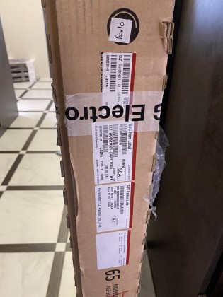new_oled_box.jpg
