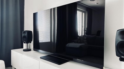 nastolnaya-podstavka-sanus-vstv1-stand-for-tv-lg-g-serii-series-1.jpg