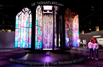 lg-curate-elevate-upscale-home-living-zone.jpg