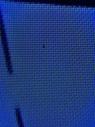 lg-g5-dead-pixel.jpg