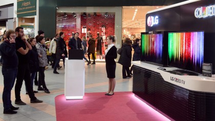 LG OLED Test Drive Russia 03.jpg