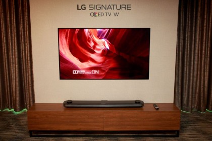 lg-signature-oled-tv-w-003.jpg