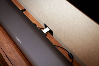lg-signature-oled-tv-w-004.jpg