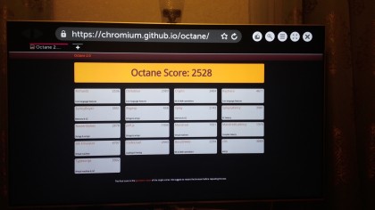 LG UH950V Octane benchmark.jpg