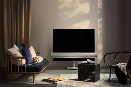 Bang and Olufsen 4K OLED TV BeoVision Eclipse webOS 4.jpg