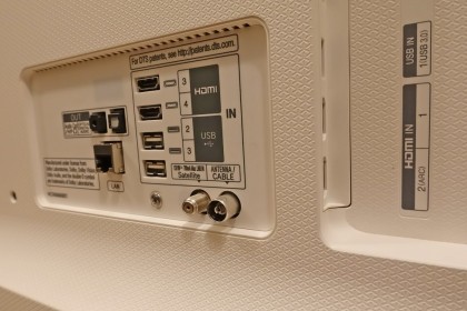 LG SJ850V interfaces back.jpg