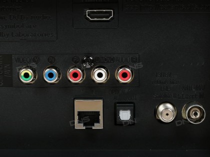 LG UJ540V interfaces back.jpg