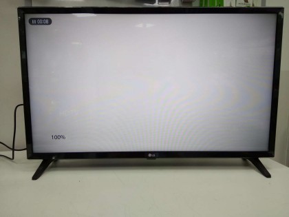 LG 32LJ622V Review 03.jpg