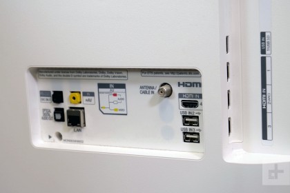 LG 65C7V interfaces back.jpg