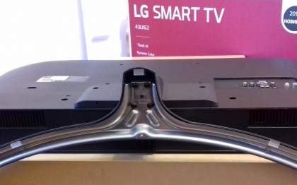 LG LK6200 review 04.jpg