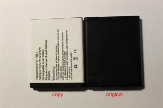 HP Pre 3 battery copy & original - front (Large).jpg