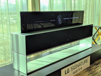 LG OLED 65R9 Line View.jpg