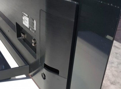 LG OLED E9 side interfaces cover.jpg (60.39 КБ) Просмотров: 7982 LG OLED E9 side interfaces cover.jpg